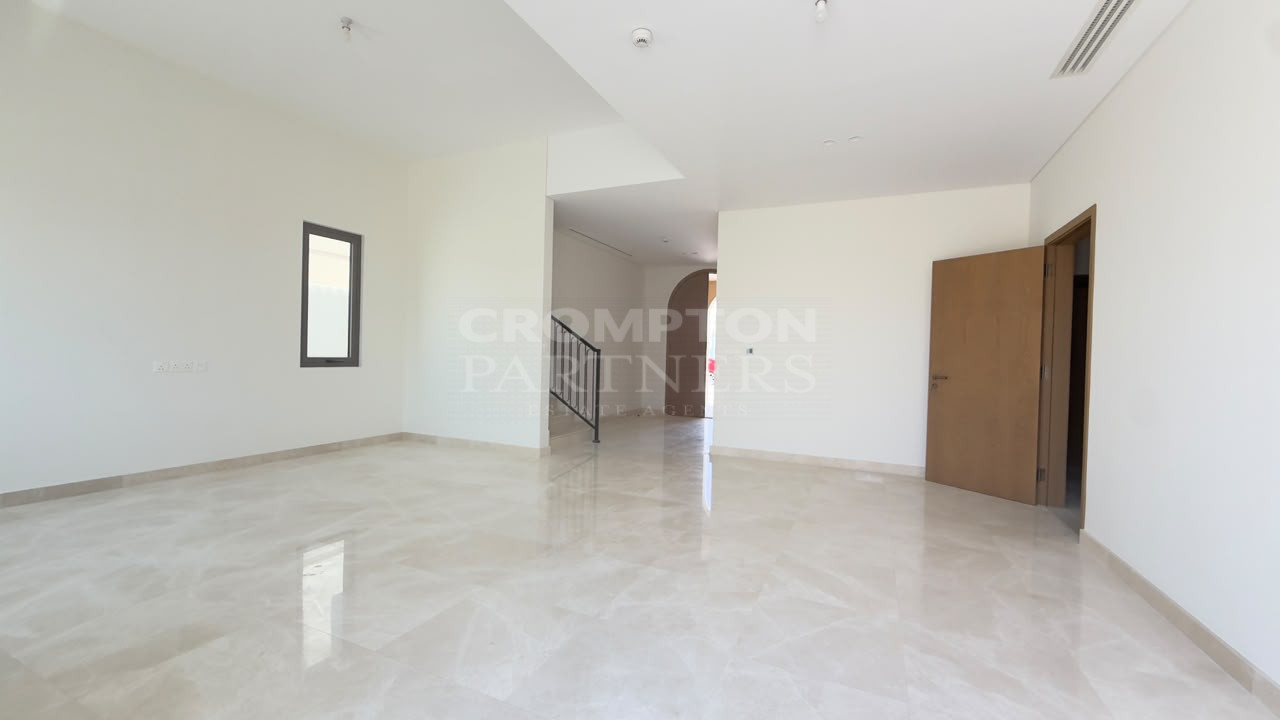 Great Family Home | Vibrant Community | Vacant - Photo 4