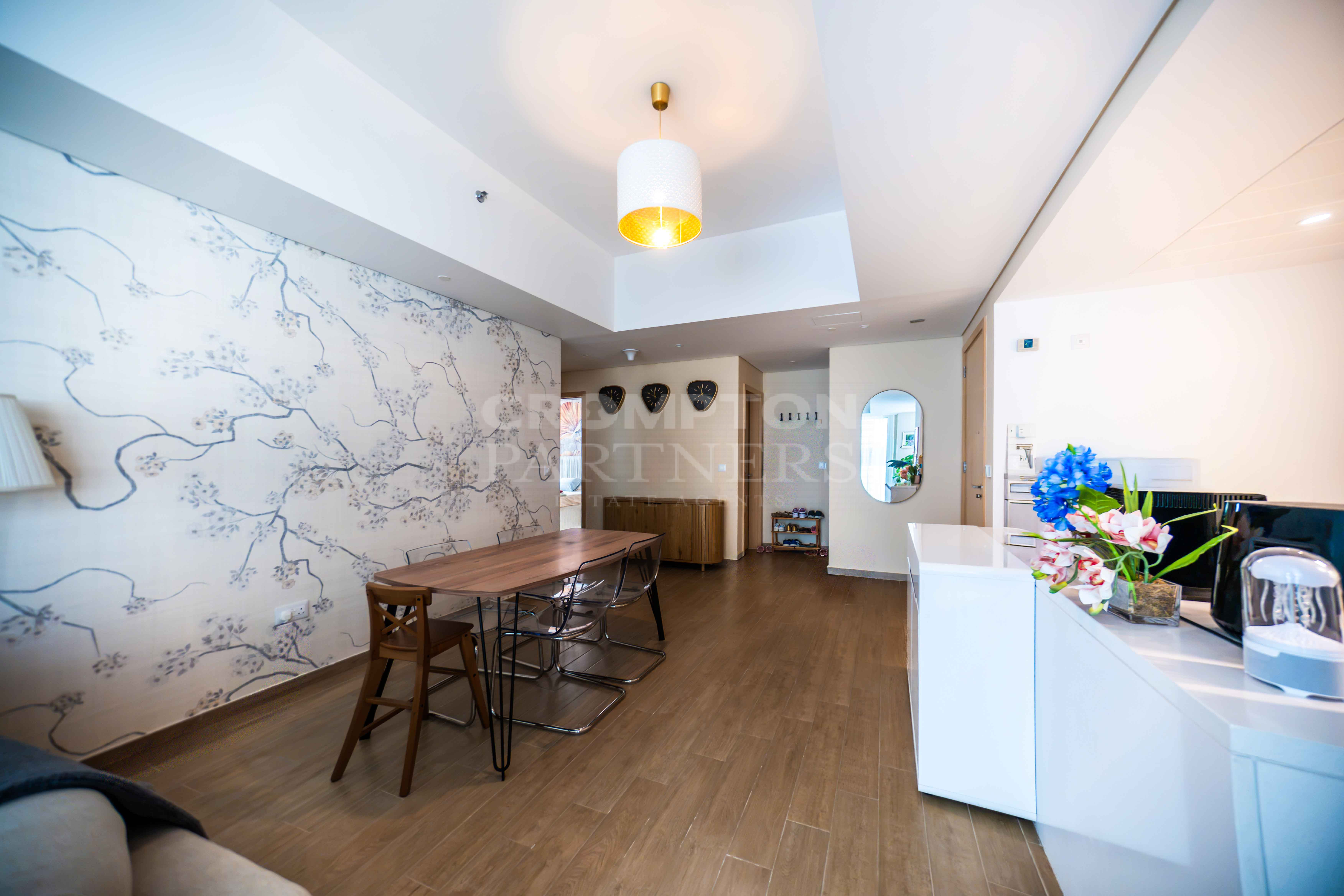 Modern 2BR | Vacant on Transfer | Vibrant Living - Photo 2