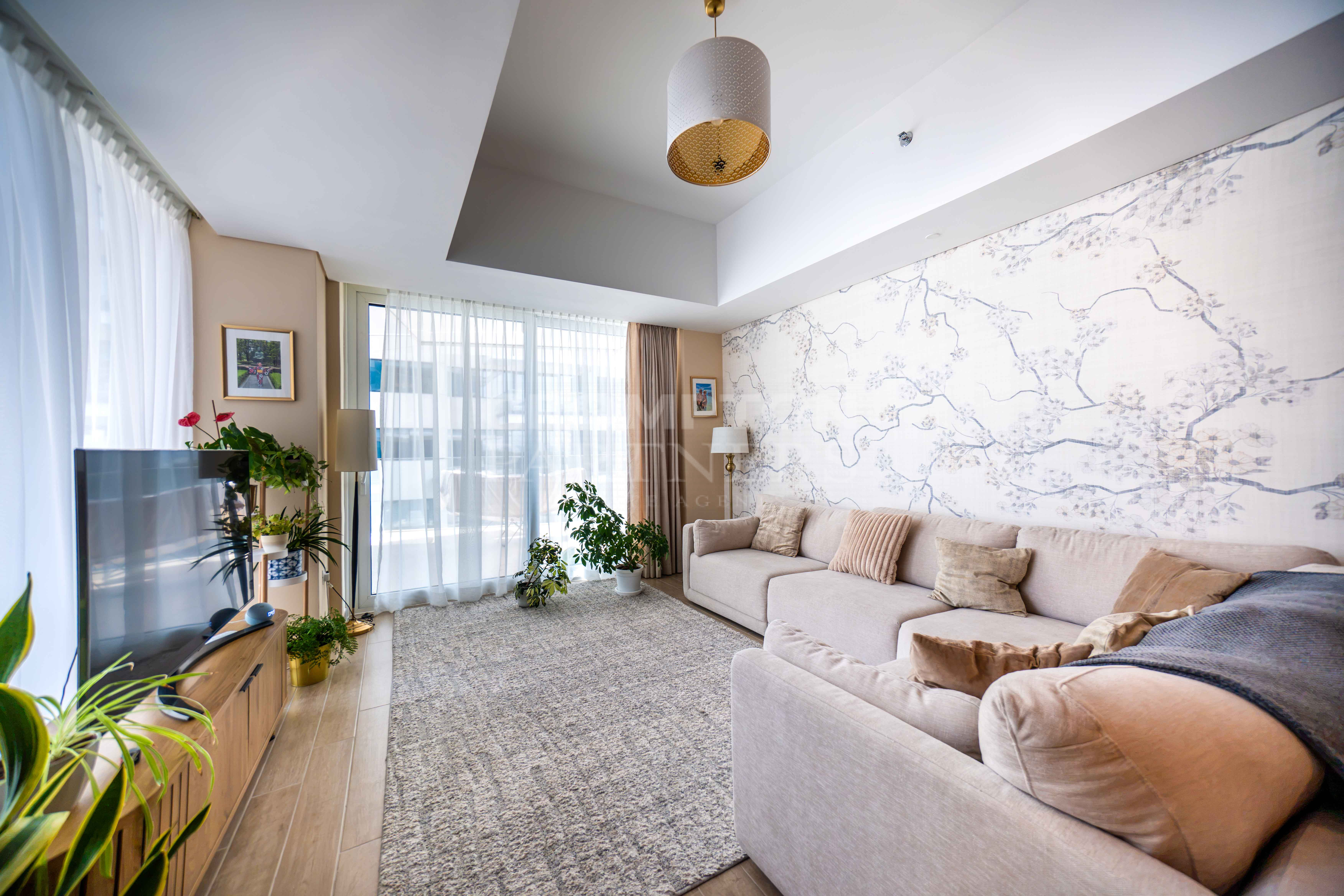 Modern 2BR | Vacant on Transfer | Vibrant Living