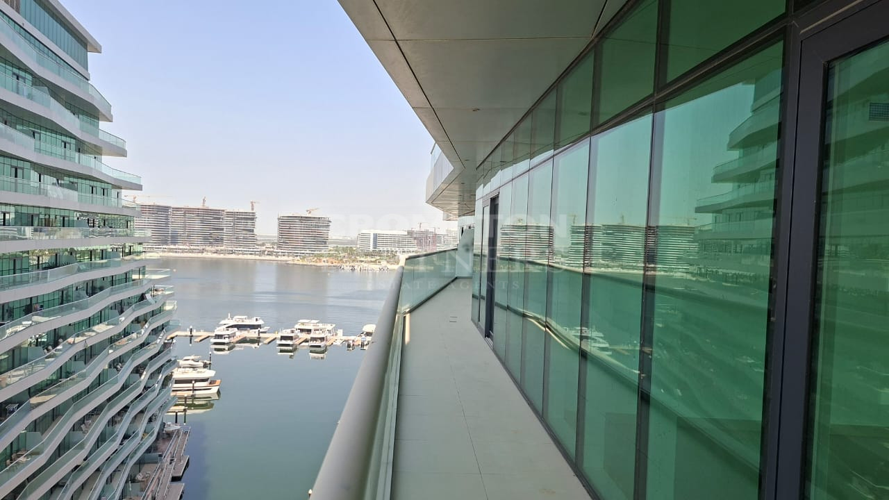 Sea Facing | Ready To Move In | Luxurious