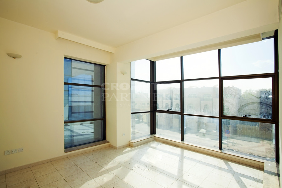 Spacious | Great Location | Excellent Family Home - Photo 5