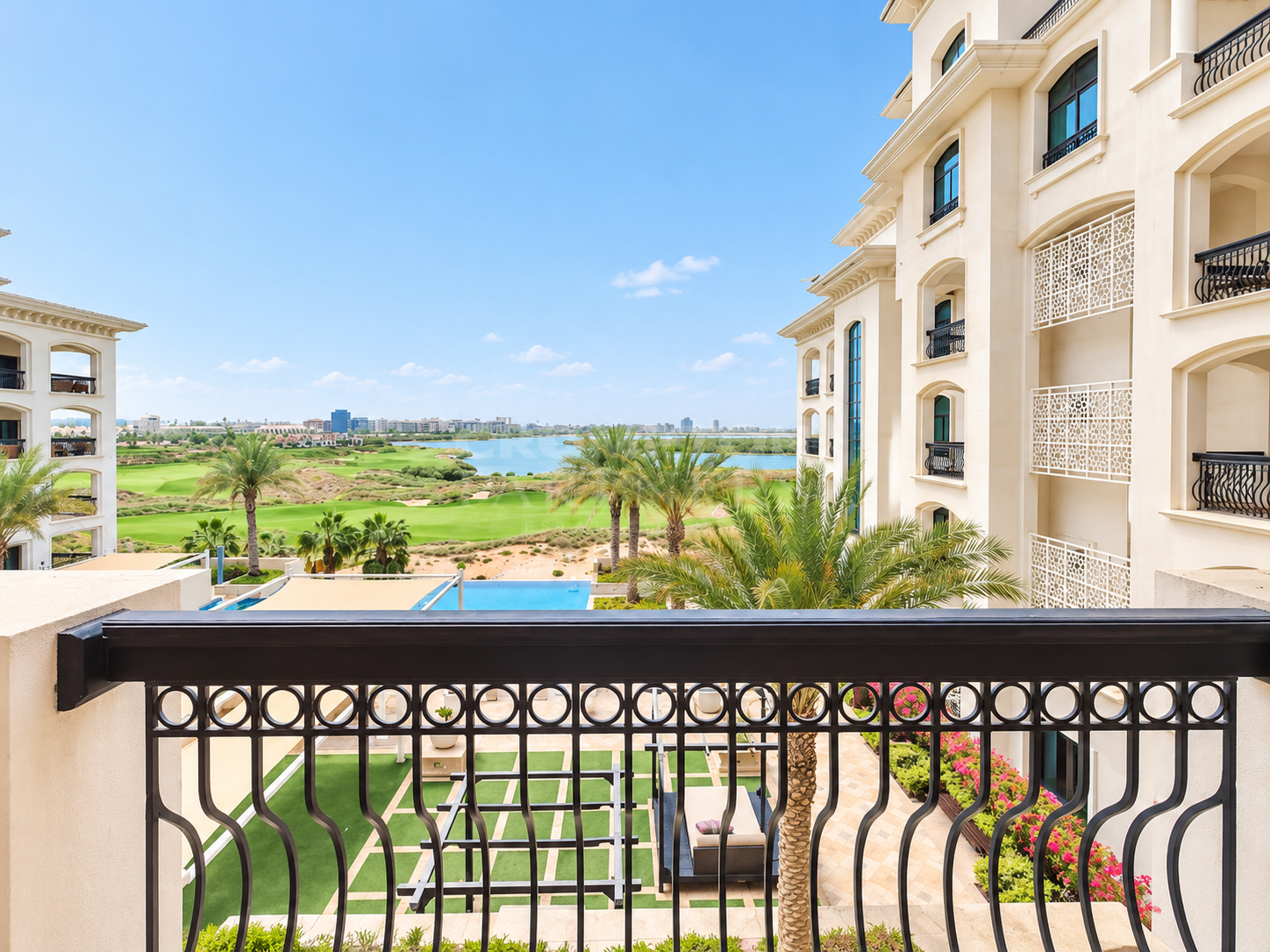Fabulous 2 bed | Golf+Pool Views | Rented - Photo 3