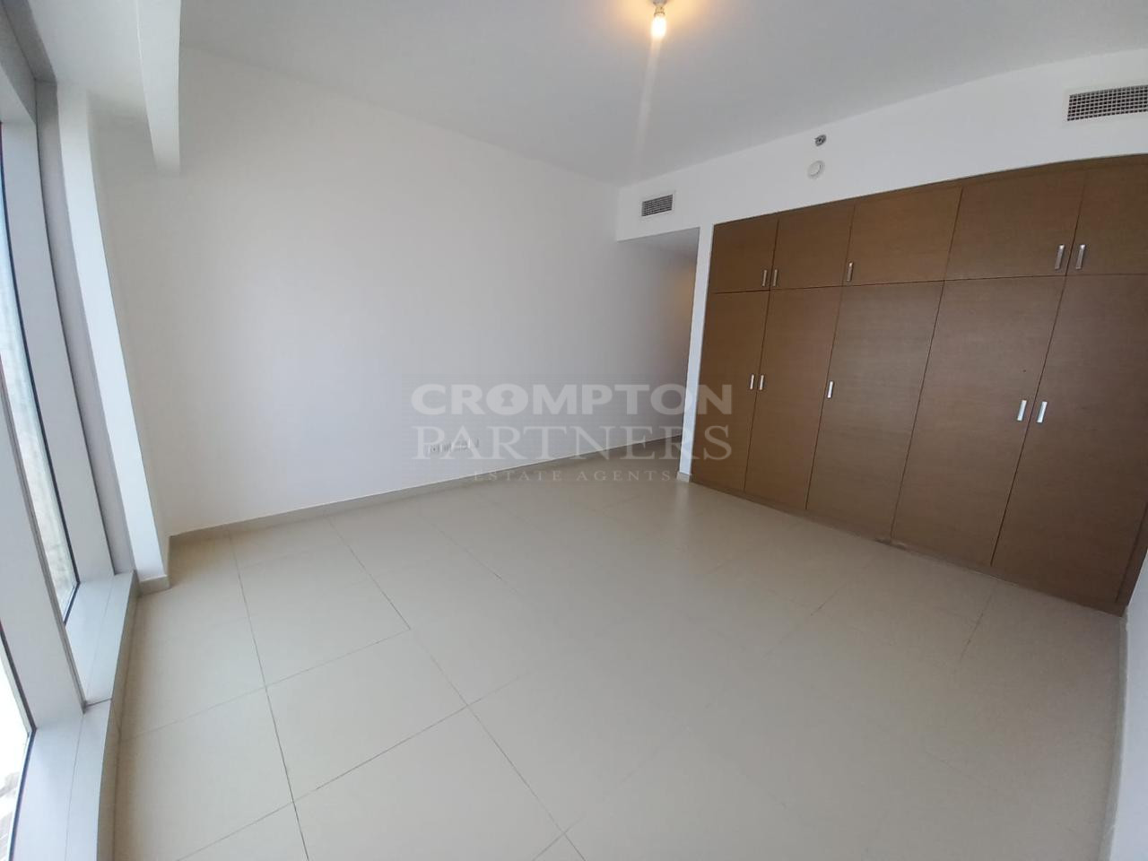 High Floor | Vacant And Ready | Mesmerizing Views - Photo 4