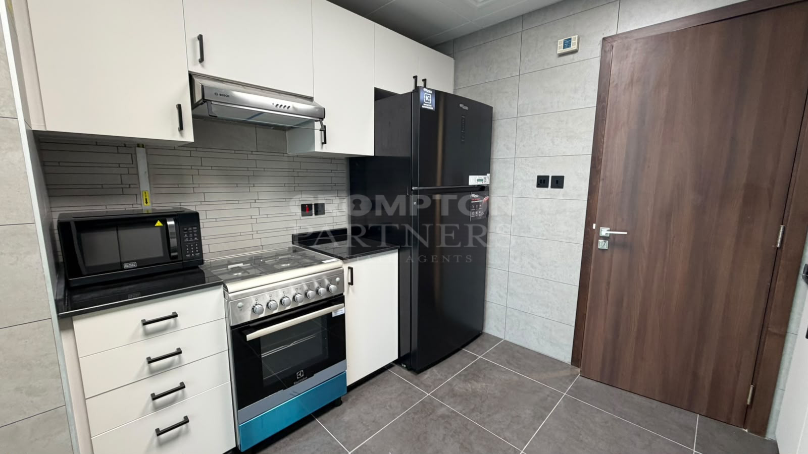 Ready To Move In | Actual Photos | Prime Area - Photo 5