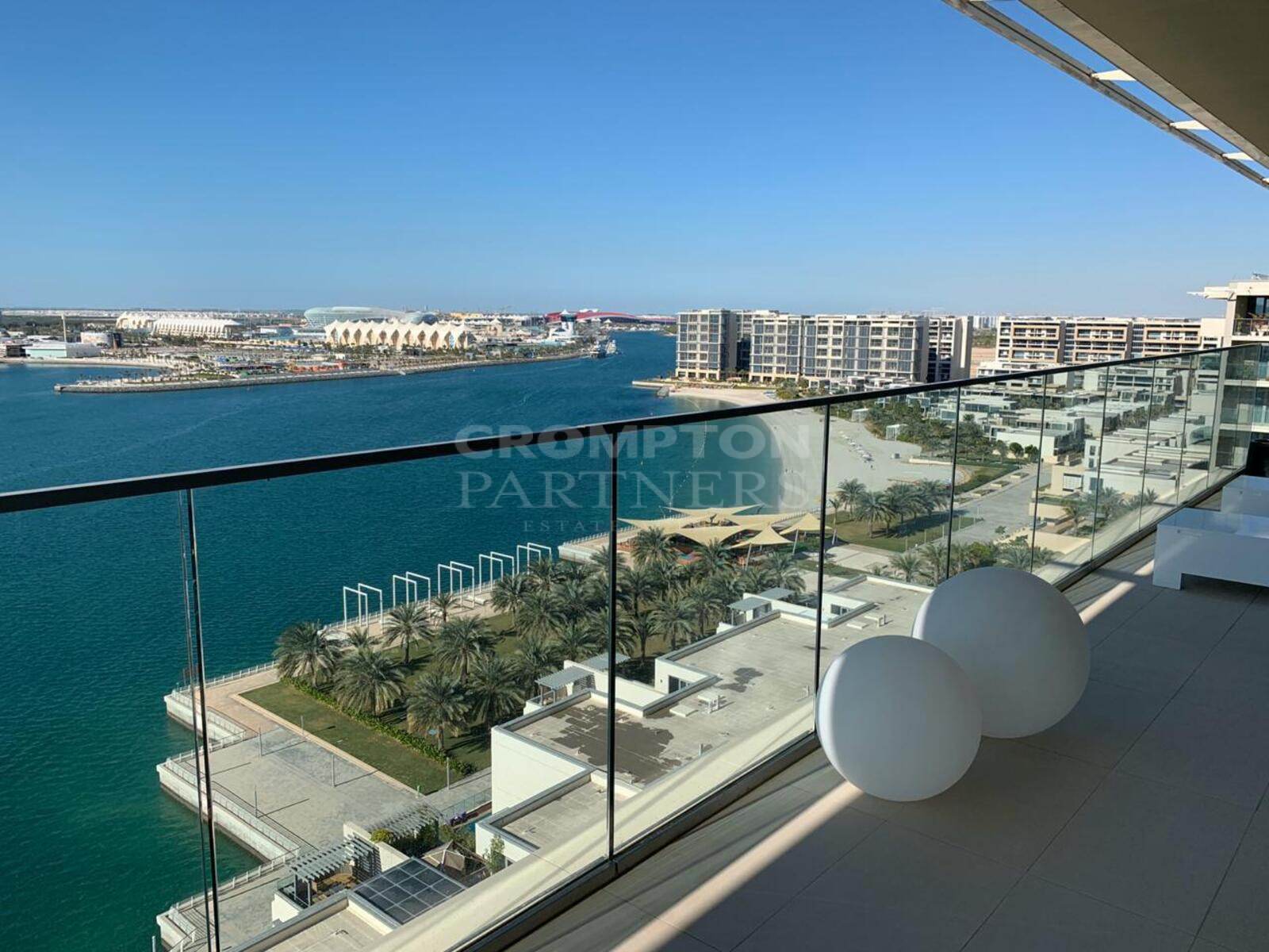 Fulll Sea View | Simplex 4BR Apt | Tenanted