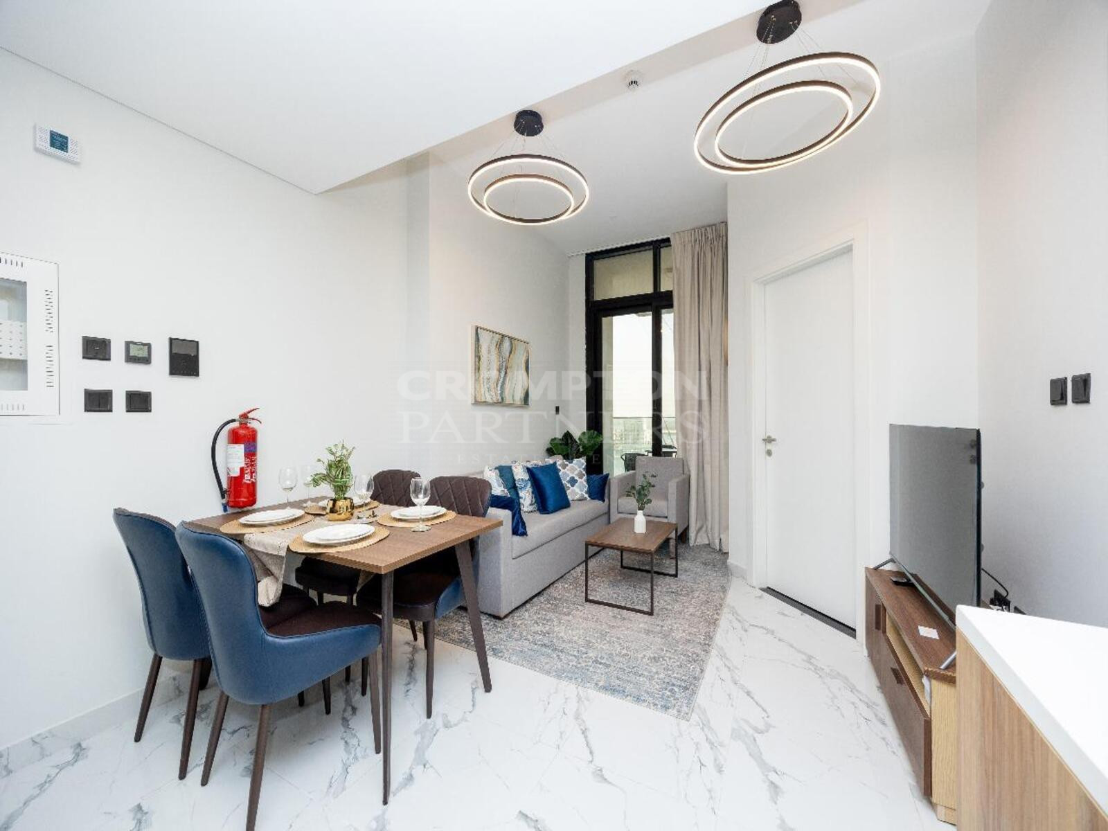 Furnished 1BR |Contemporary Living| Move in Ready - Photo 2