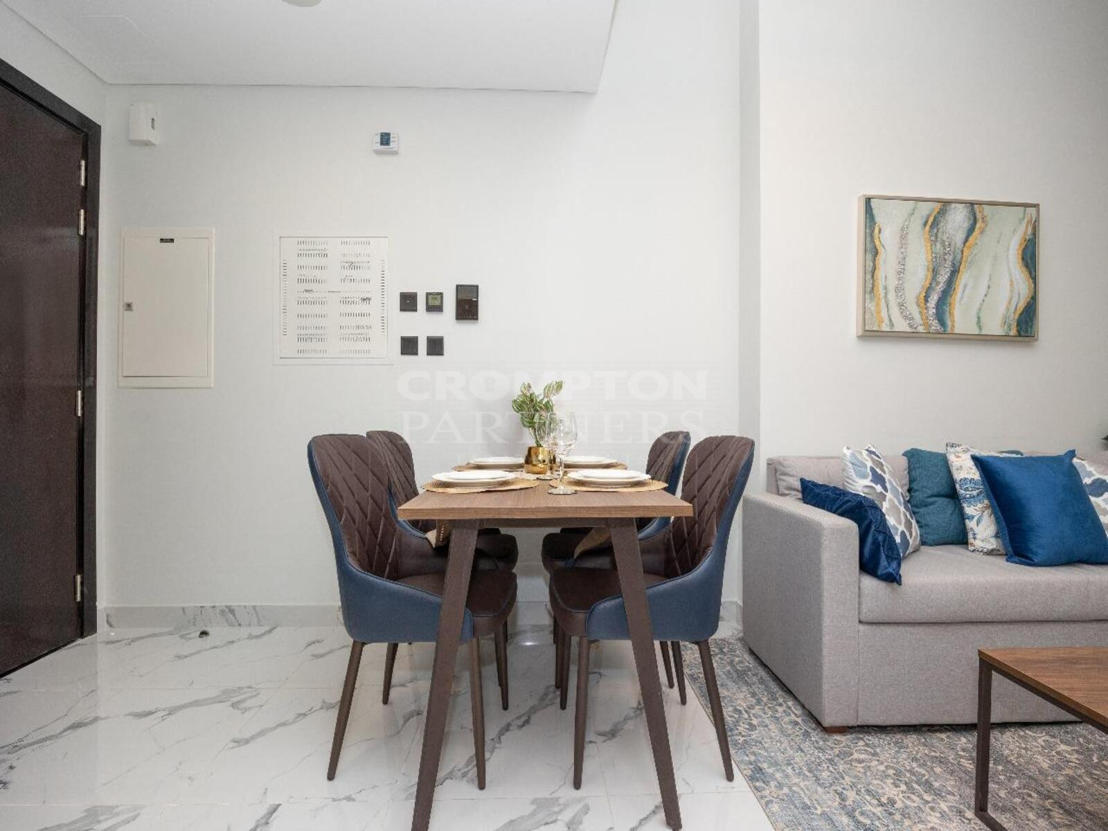 Furnished 1BR |Contemporary Living| Move in Ready - Photo 3