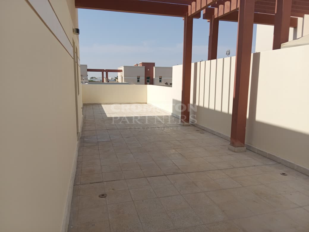 Terrace Studio | Waterfall | Well Maintained - Photo 4