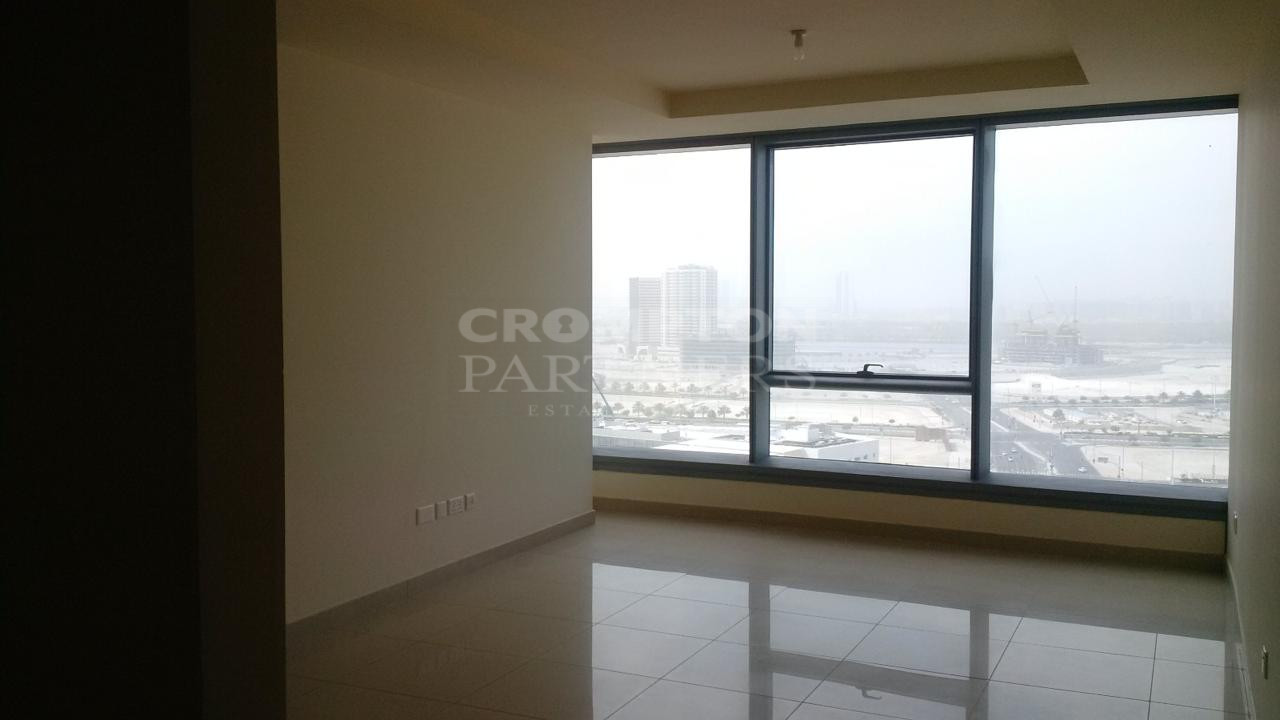Luxurious Living | Iconic Tower | Upcoming Dec - Photo 3