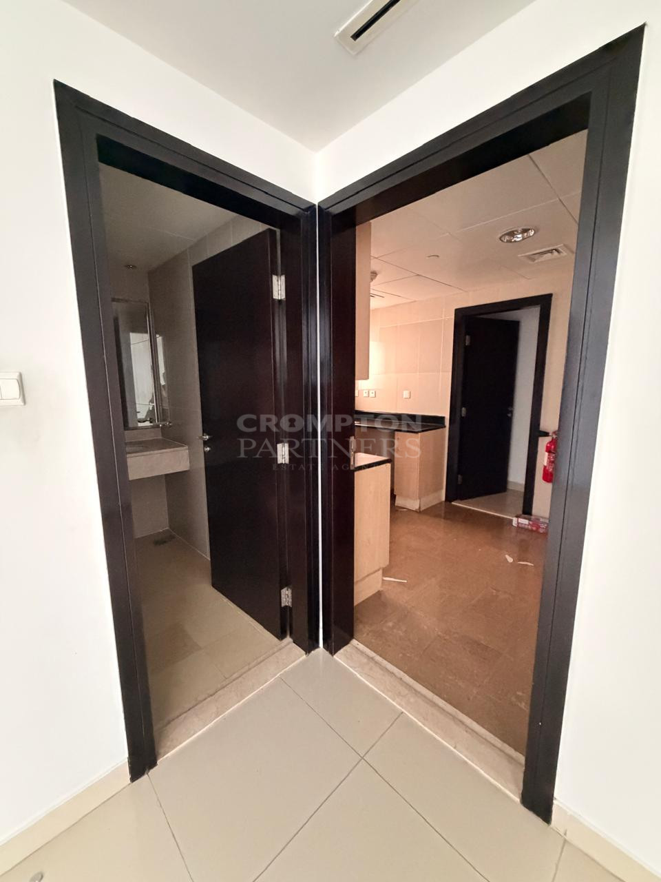 High Floor | Mesmerizing Views | Vacant Now - Photo 4
