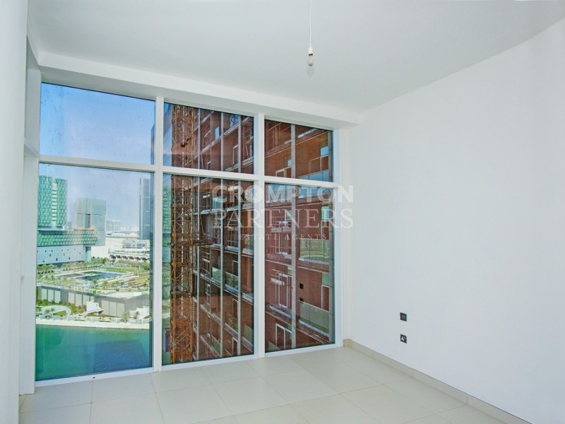 Stunning Sea Views | Hotel Facilities | Vacant - Photo 5