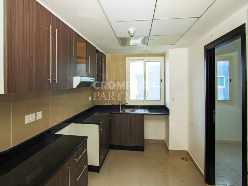 Tenanted Unit|Well Maintained|Great Facilities - Photo 3